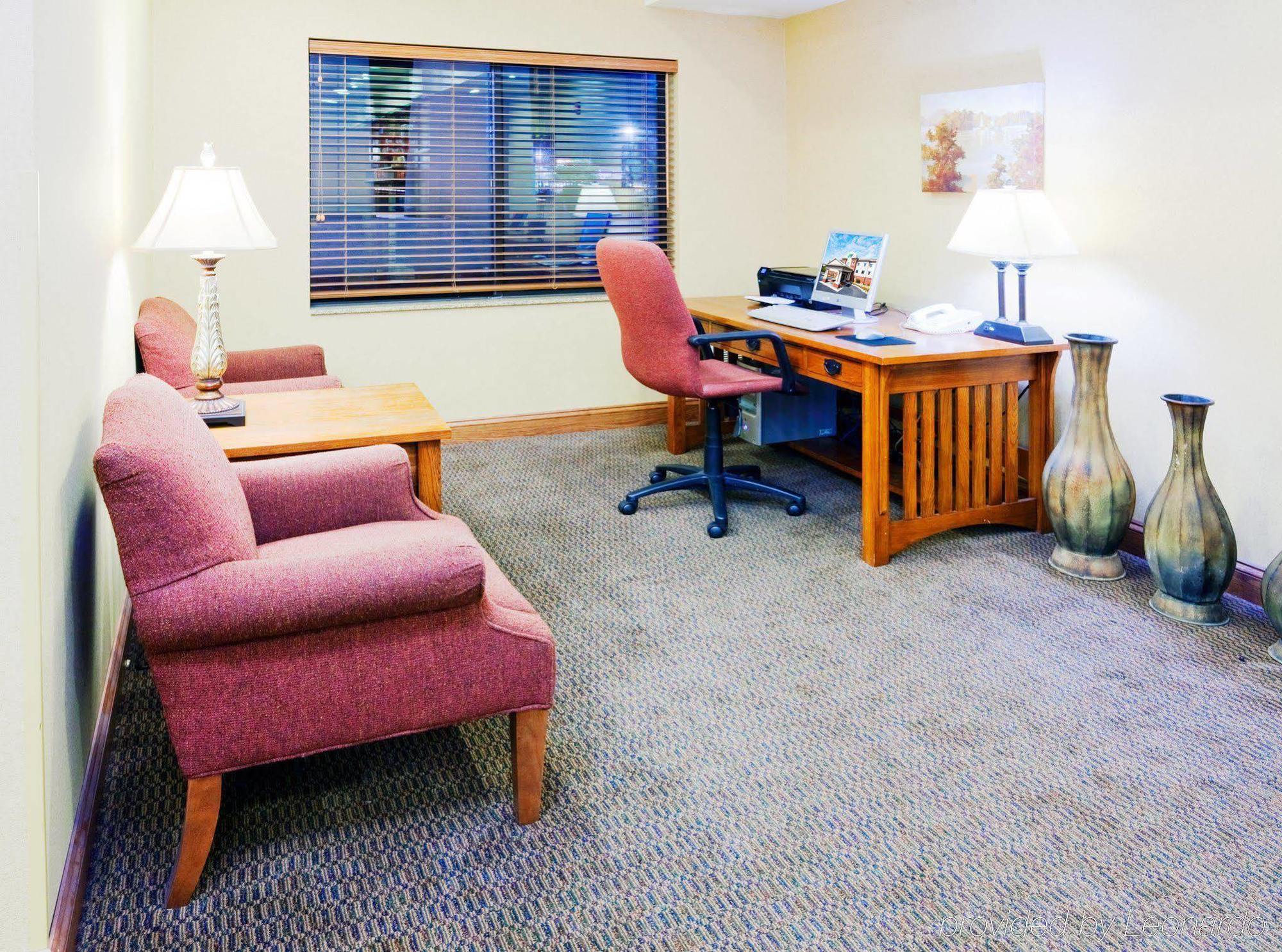 Holiday Inn Express & Suites Rocky Mount Smith Mountain Lake By Ihg Quarto foto